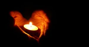 Archbishops Invite Anglicans to Pray & Light Candles